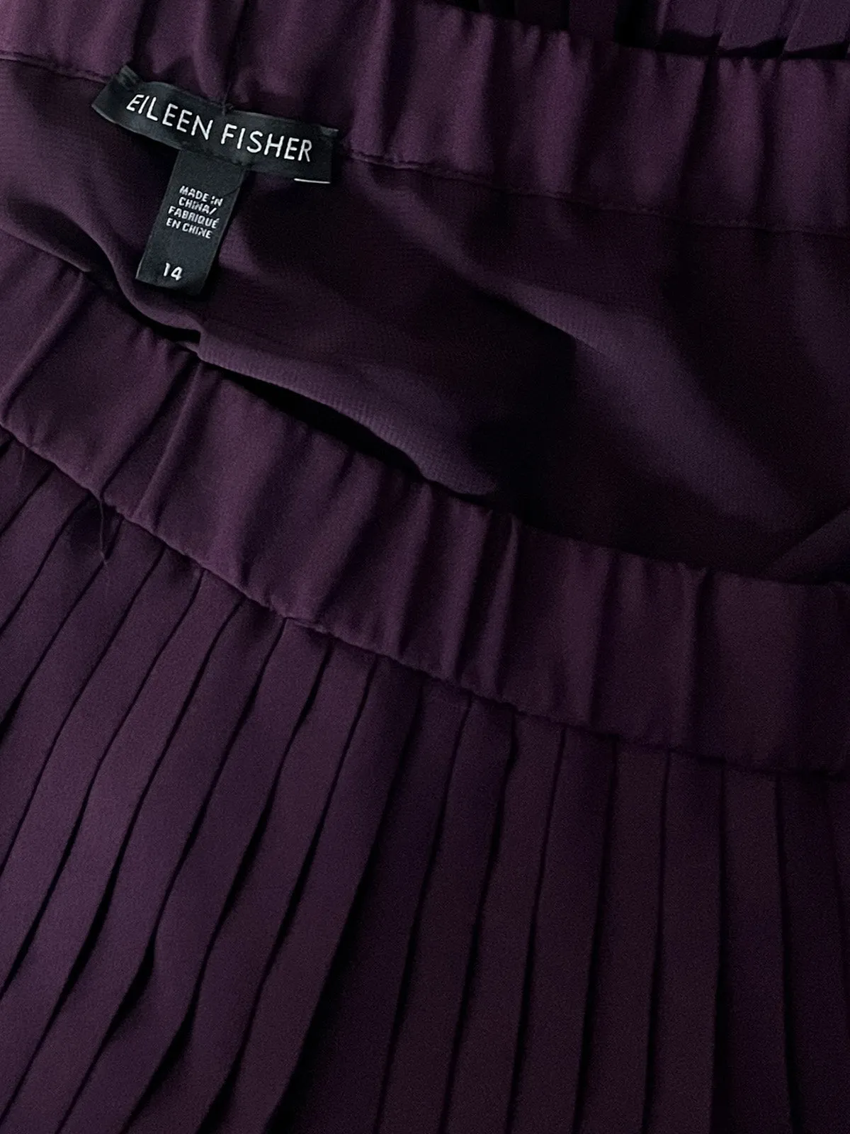 Eileen Fisher Size 14 Plum Pleated Skirt