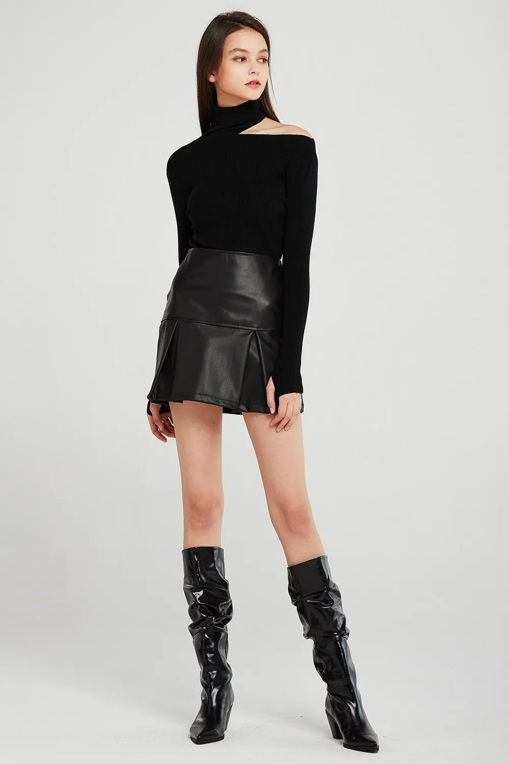 Gia Pleated Hem Pleather Skirt